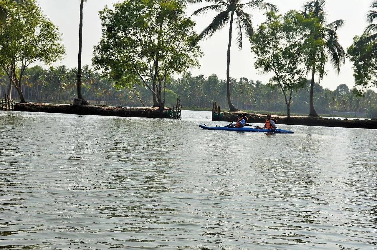 Lake Palace Trivandrum Vettutura
