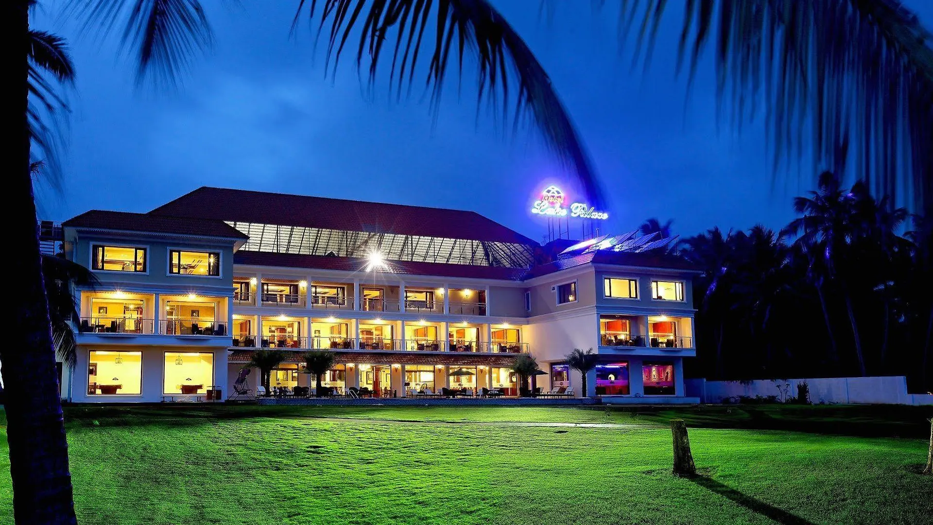 Lake Palace Trivandrum Vettutura